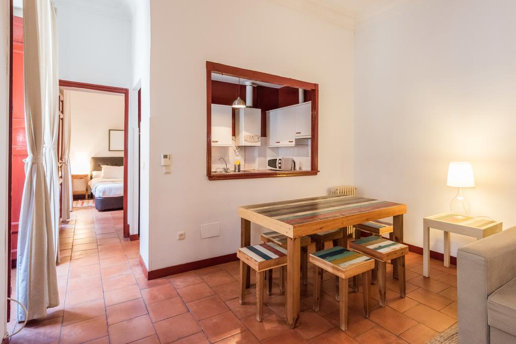 Apartamentos Madrid Centro W Buitenkant foto