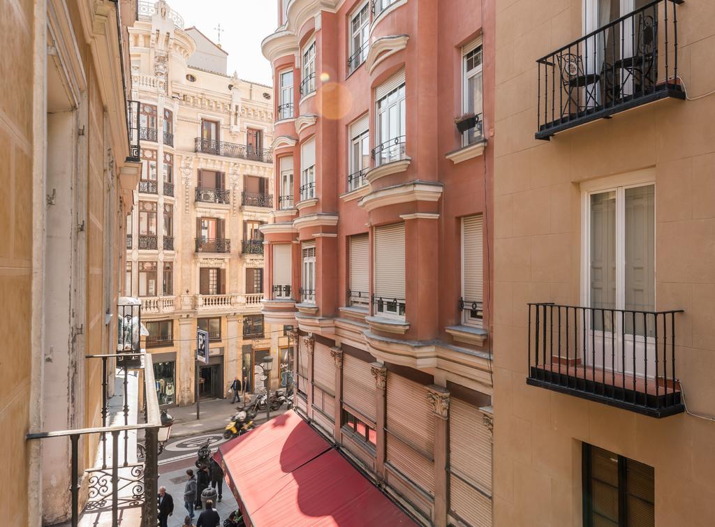 Apartamentos Madrid Centro W Buitenkant foto