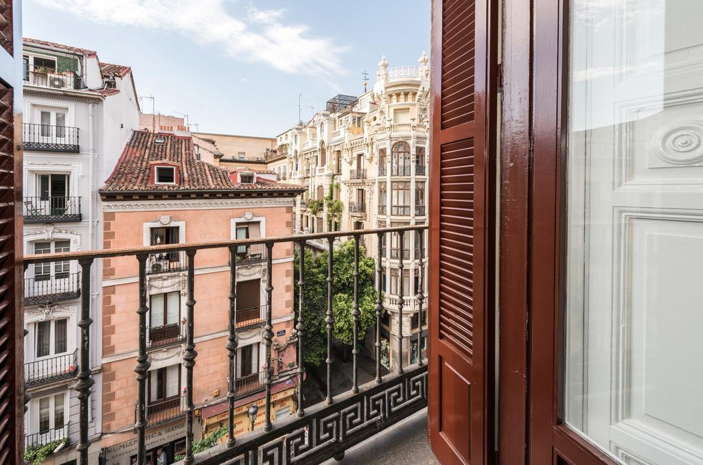 Apartamentos Madrid Centro W Buitenkant foto