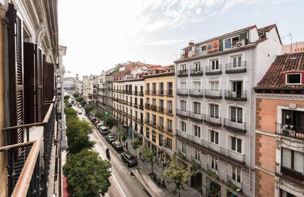 Apartamentos Madrid Centro W Buitenkant foto
