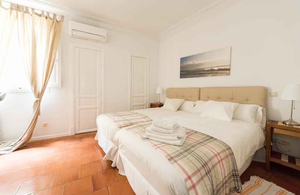 Apartamentos Madrid Centro W Buitenkant foto