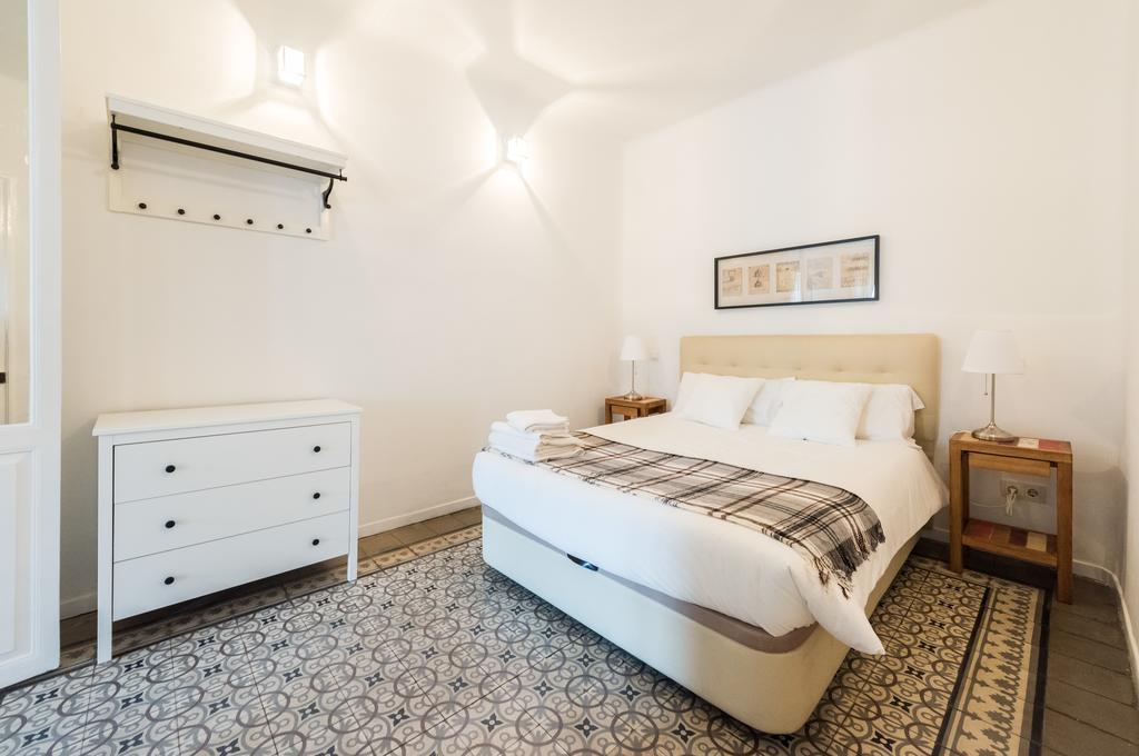 Apartamentos Madrid Centro W Buitenkant foto