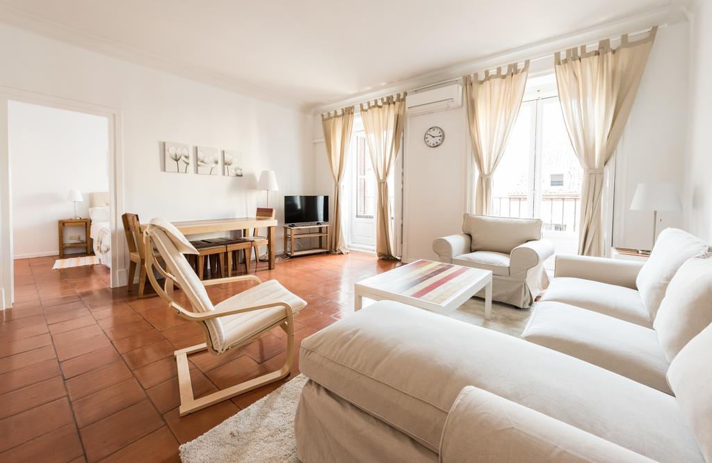 Apartamentos Madrid Centro W Buitenkant foto