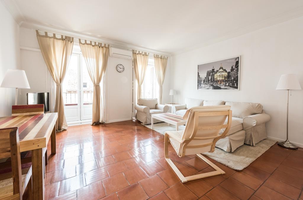 Apartamentos Madrid Centro W Buitenkant foto