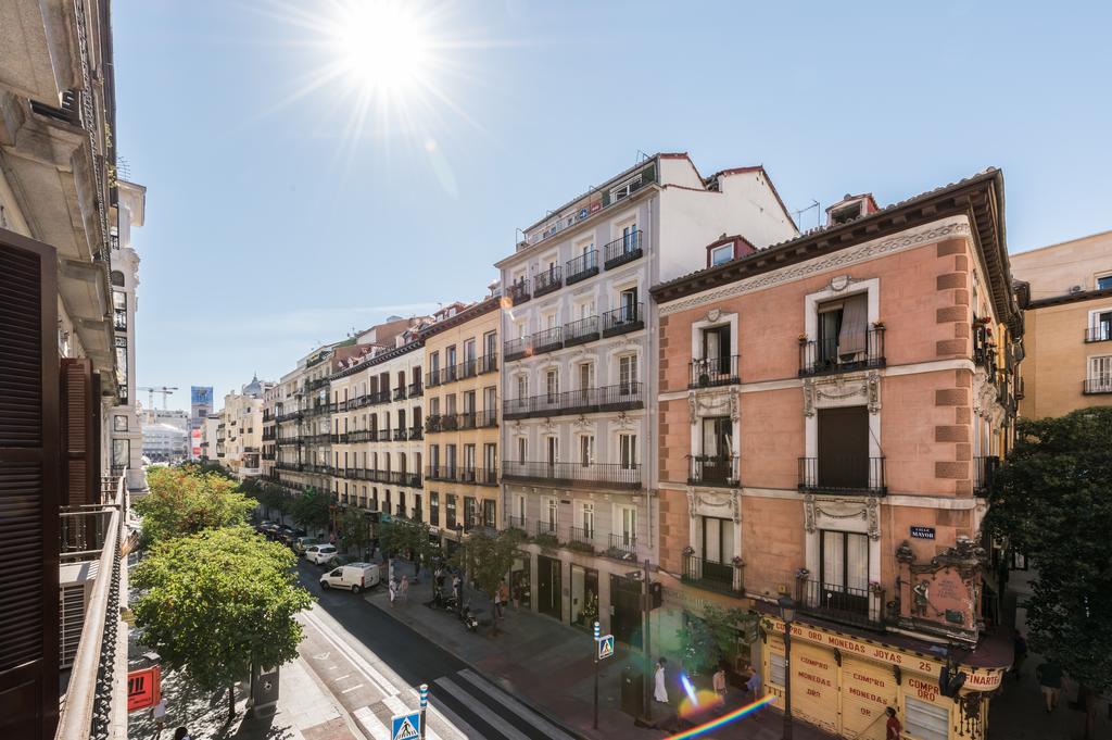 Apartamentos Madrid Centro W Buitenkant foto