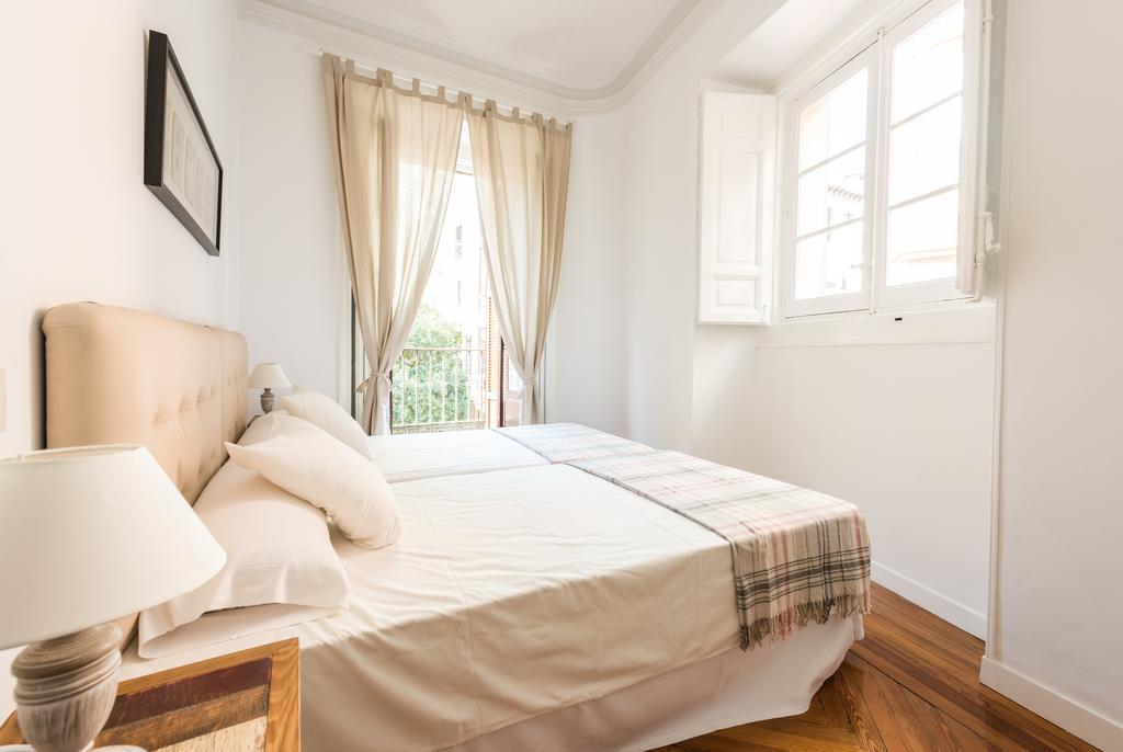 Apartamentos Madrid Centro W Buitenkant foto