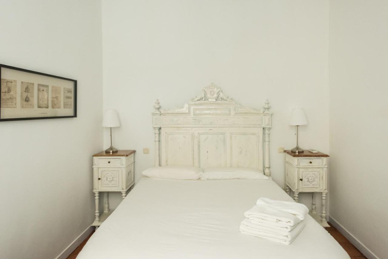 Apartamentos Madrid Centro W Buitenkant foto