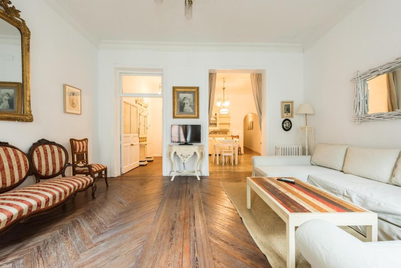 Apartamentos Madrid Centro W Buitenkant foto